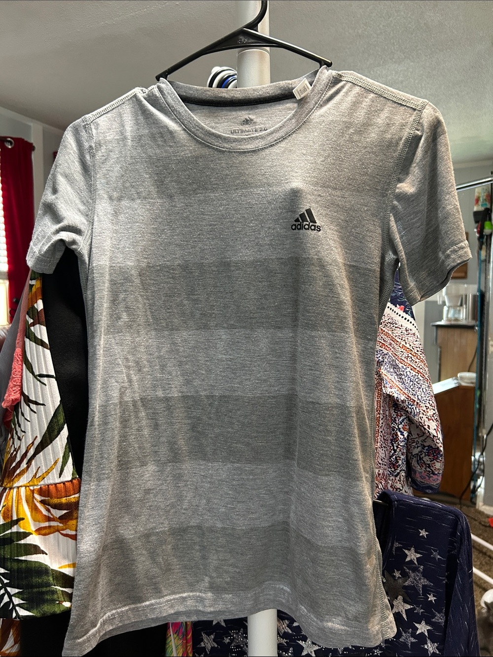 adidas Gray Heather Short Sleeve Athletic Tee Size XS